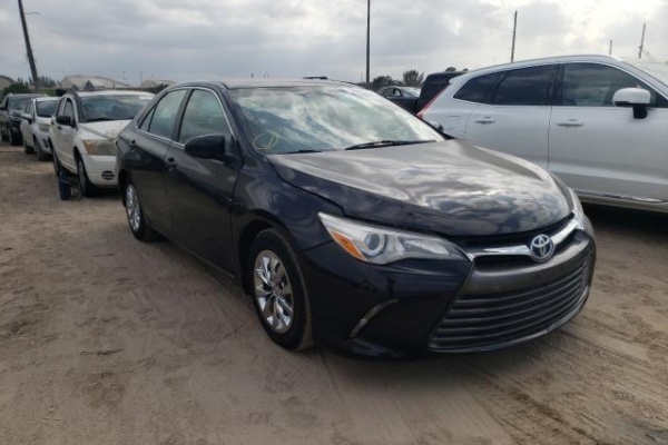 фото Toyota Camry HYBRID