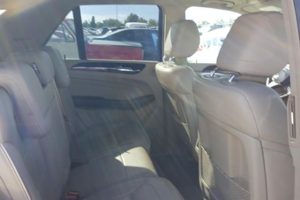 фото Mercedes-Benz ML 350 BLUETEC