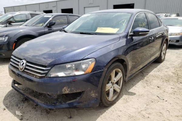 фото Volkswagen Passat SE