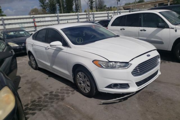 фото Ford Fusion SE