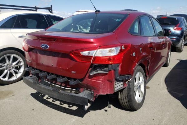 фото Ford Focus SE