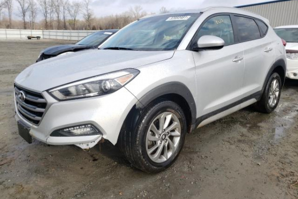 фото HYUNDAI TUCSON SEL