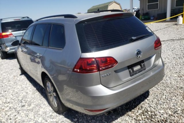 фото Volkswagen golf SPORTWAGEN S