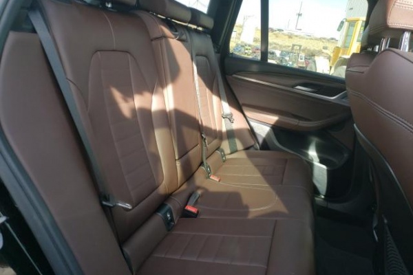 фото BMW X3 XDRIVE30I