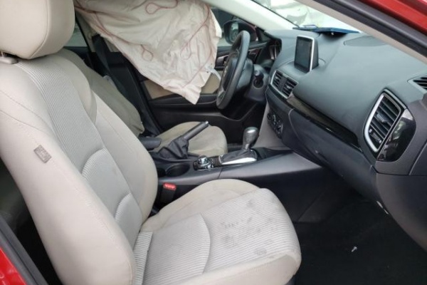 фото Mazda 3 SPORT