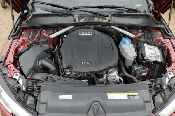 фото Audi A4 Premium Plus