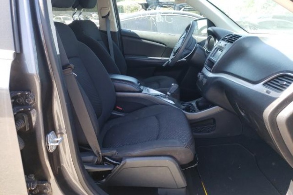 фото Dodge JOURNEY SE