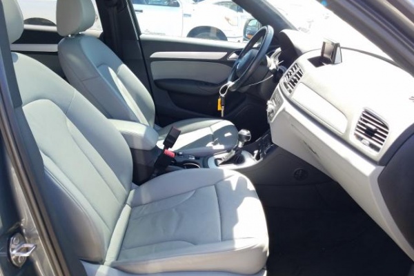 фото Audi Q3 PREMIUM