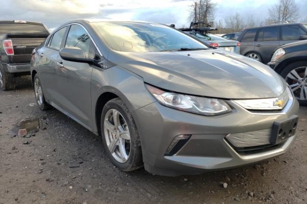фото Chevrolet Volt LT