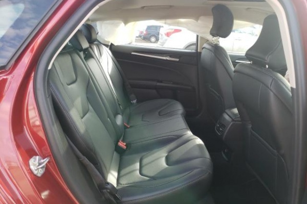 фото Ford Fusion TITANIUM