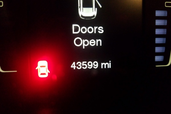 фото Jeep Cherokee LATITUDE