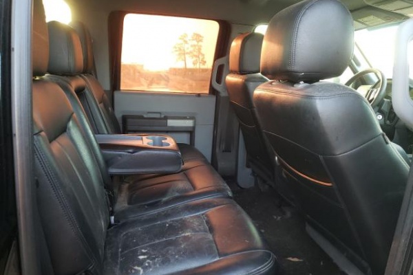 фото Ford F-350 SUPER DUTY