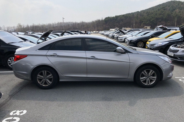 фото HYUNDAI SONATA