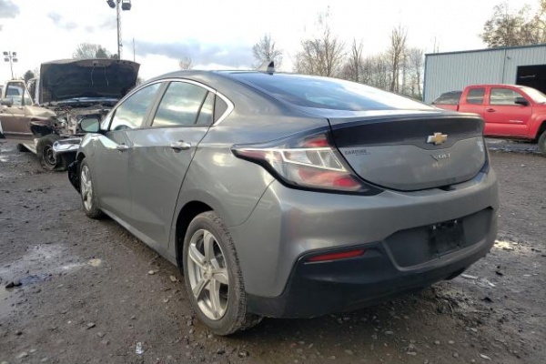 фото Chevrolet Volt LT