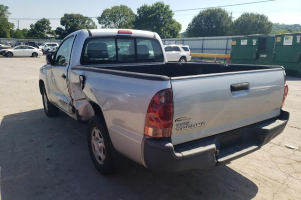фото TOYOTA TACOMA