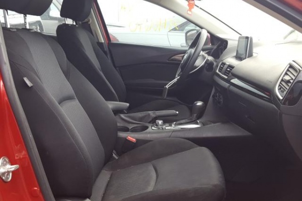 фото Mazda 3 SPORT