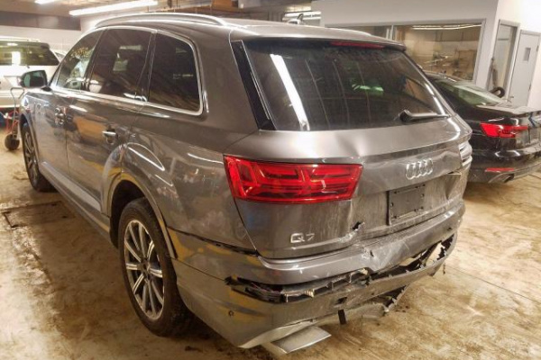 фото AUDI Q7 PRESTIGE