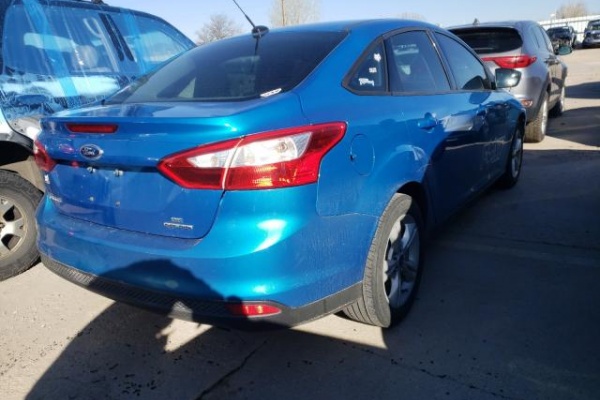 фото Ford Focus SE
