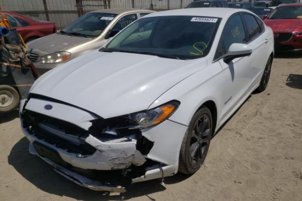 фото Ford Fusion SE HYBRID