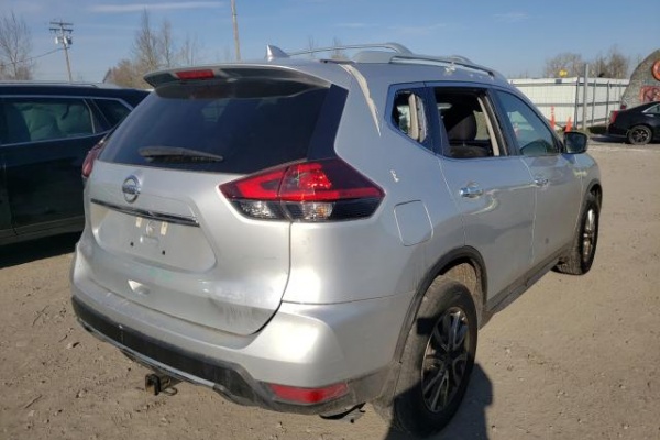 фото Nissan ROGUE S