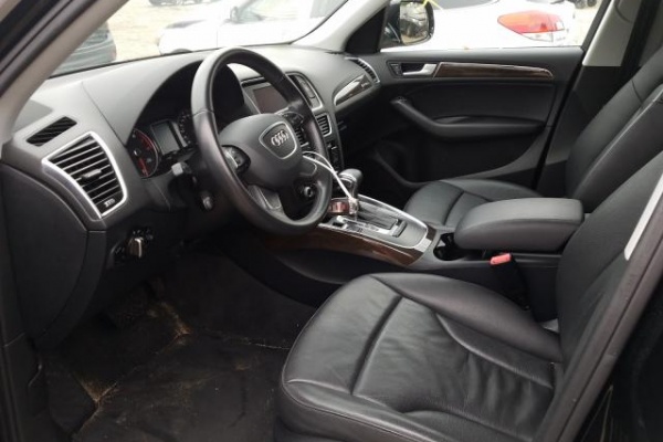 фото Audi Q5 PREMIUM