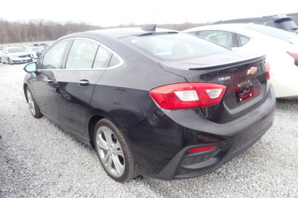 фото CHEVROLET CRUZE