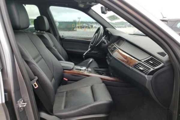 фото BMW X5 XDRIVE35I