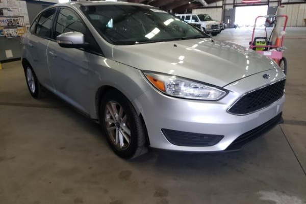 фото Ford Focus SE