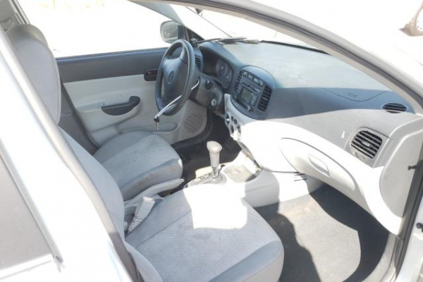 фото HYUNDAI ACCENT GLS