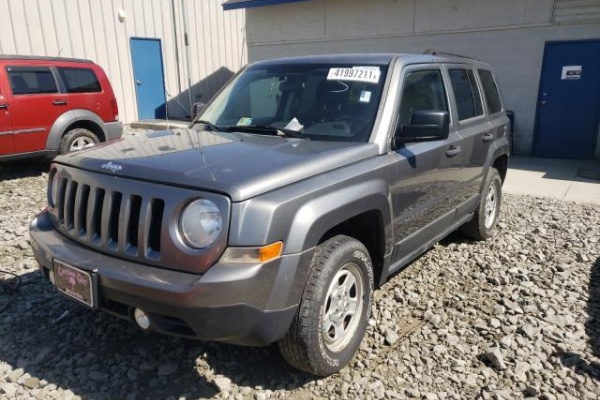фото jeep PATRIOT SPORT