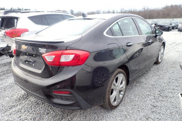 фото CHEVROLET CRUZE