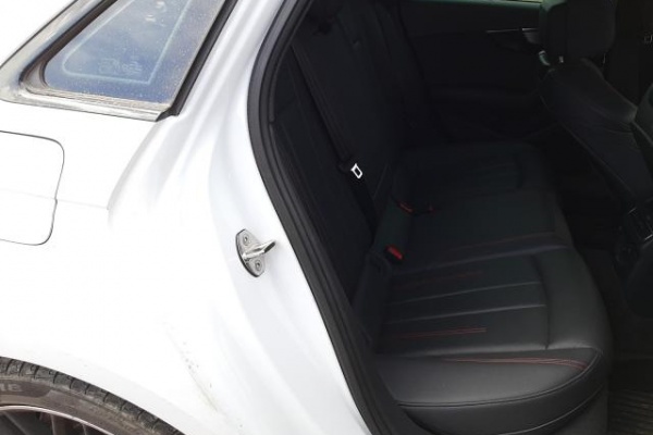 фото Audi A6 Premium PLUS