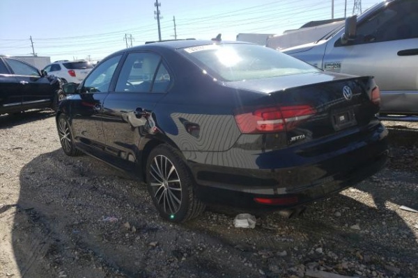 фото Volkswagen Jetta SPORT