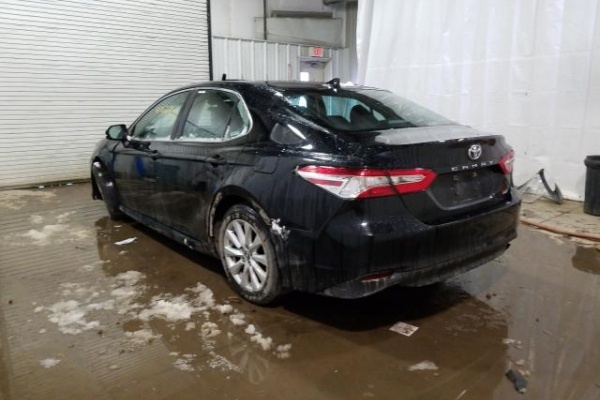 фото Toyota Camry HYBRID