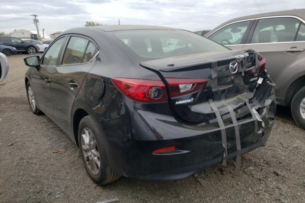 фото Mazda 3 TOURING