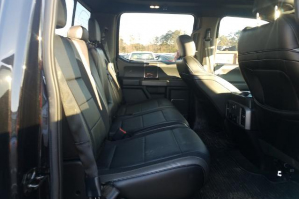 фото Ford F-150 RAPTOR