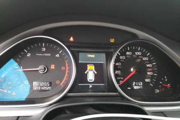 фото Audi Q7 PRESTIGE