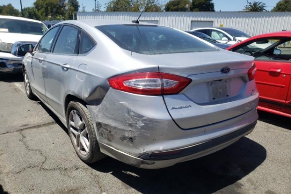 фото Ford Fusion SE