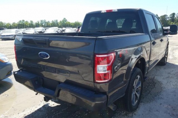 фото Ford F-150 SuperCrew