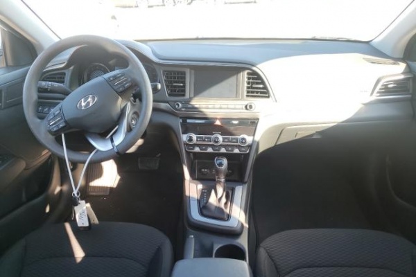 фото Hyundai Elantra SEL