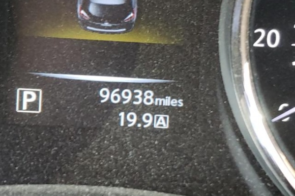 фото Nissan Rogue S