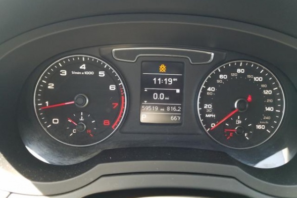 фото Audi Q3 PREMIUM