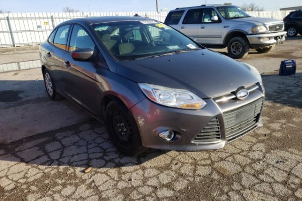 фото Ford Focus SE