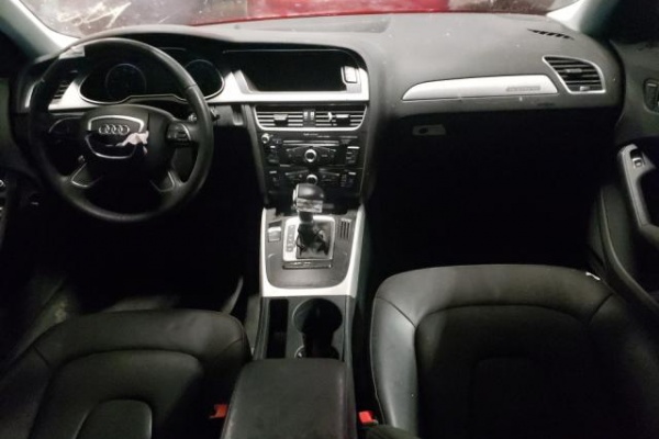 фото Audi A4 Premium