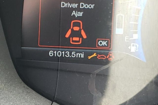 фото Ford Fusion SE HYBRID