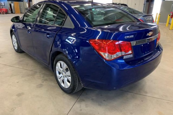 фото Chevrolet Cruze LS