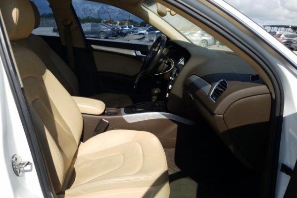 фото Audi A4 Premium