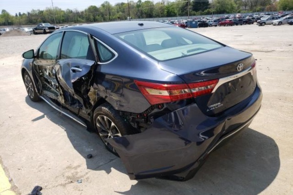 фото Toyota AVALON XLE