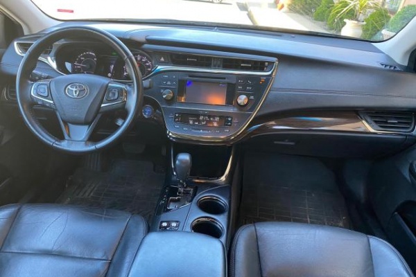 фото Toyota AVALON HYBRID