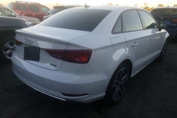 фото Audi A3 Premium